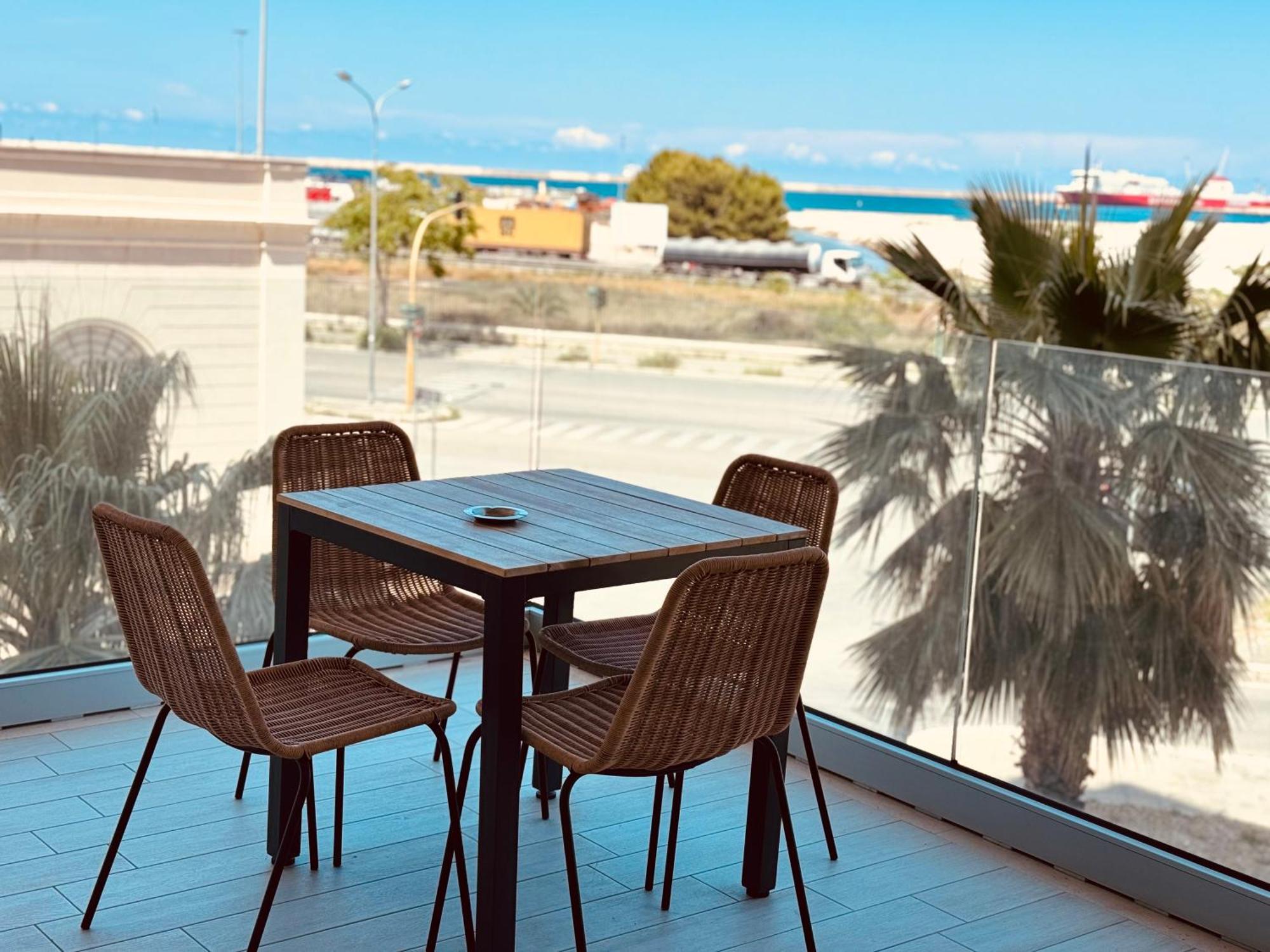 Marisabella Suite 6 Bari Bagian luar foto