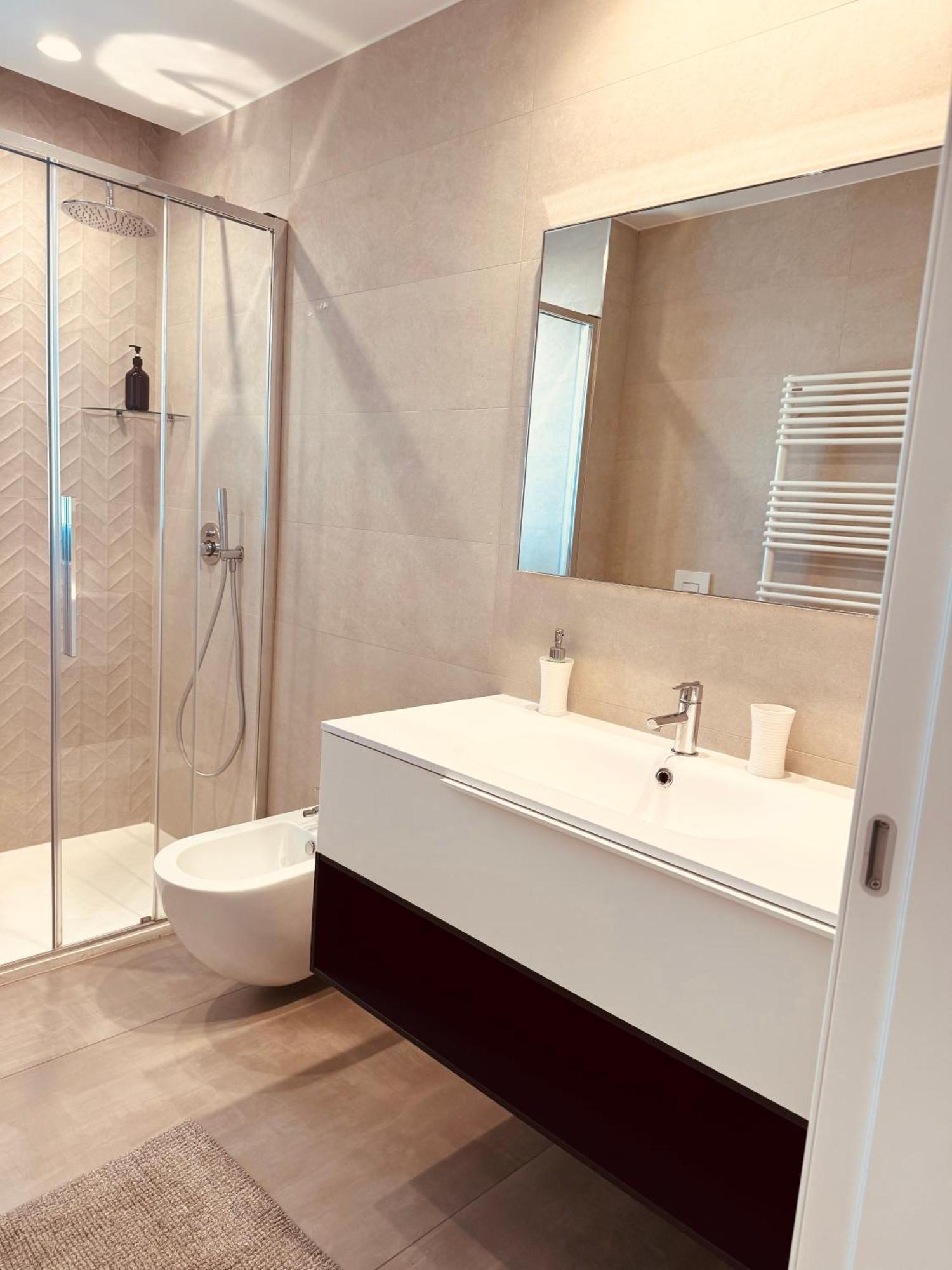 Marisabella Suite 6 Bari Bagian luar foto